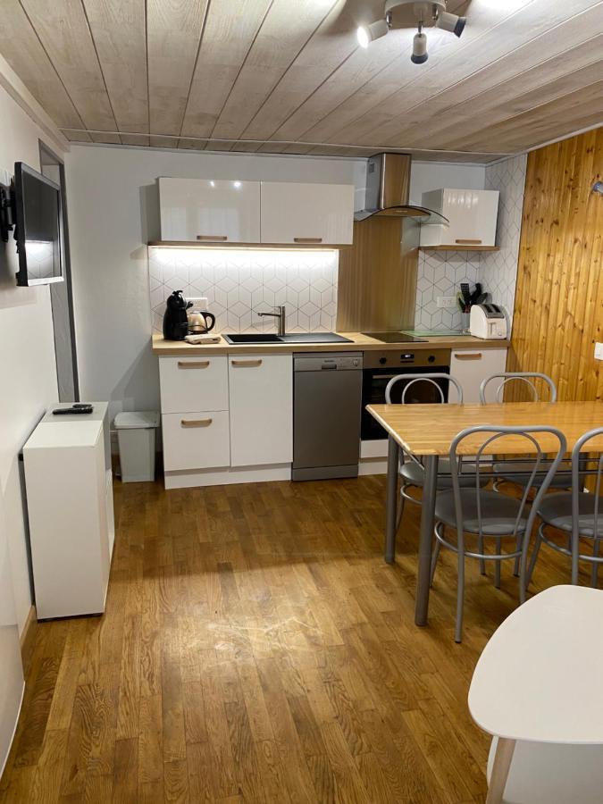 Cathy Holiday home *